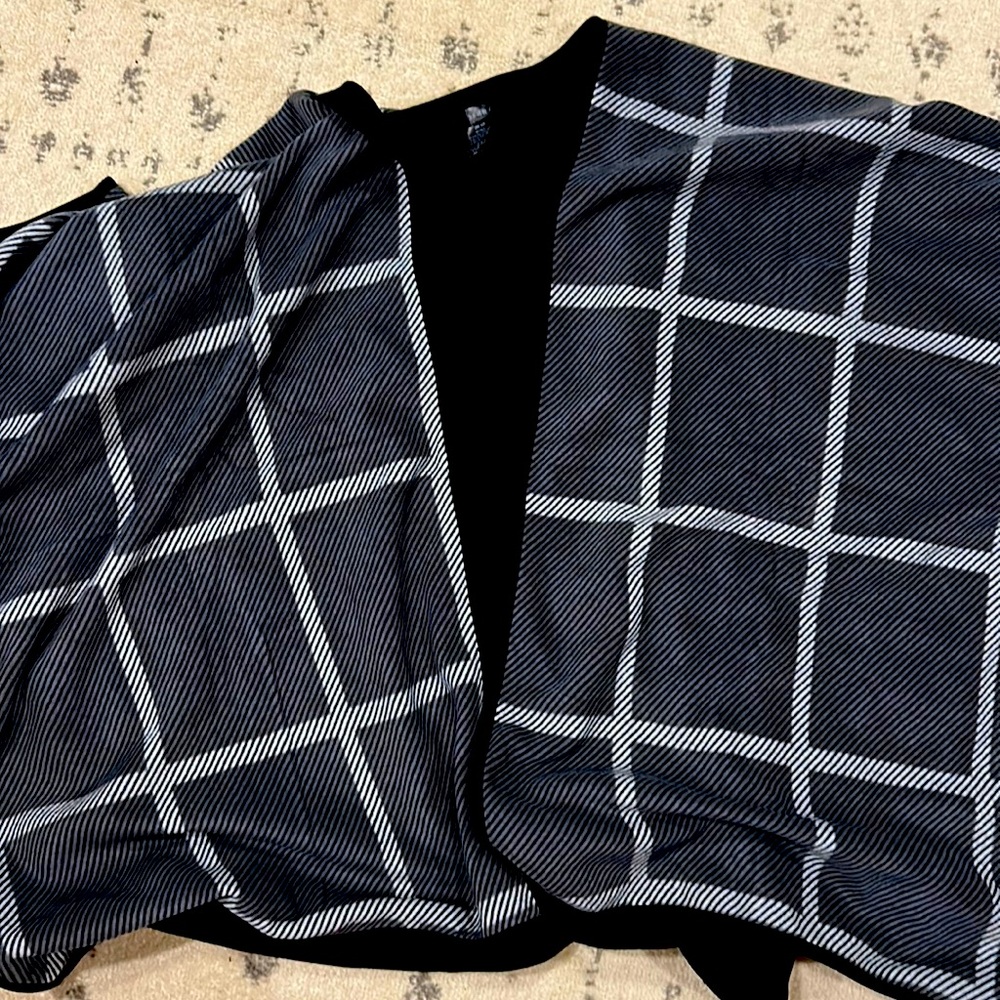 Fleece poncho vest